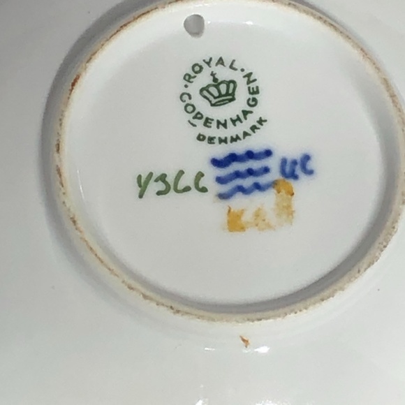 VINTAGE ROYAL COPENHAGEN DENMARK ICE FLOW POLAR BEAR DISH #4366 - Picture 8 of 12